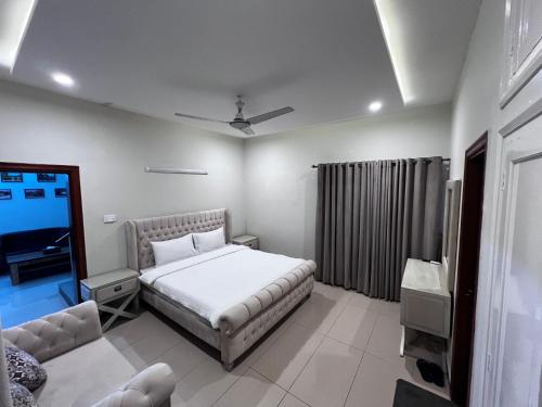 Bridge Residency F6 Islamabad - image 17