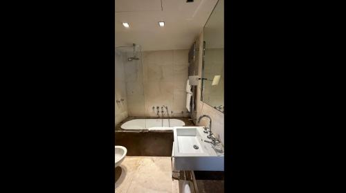 Ca' Nigra Lagoon Resort - image 4