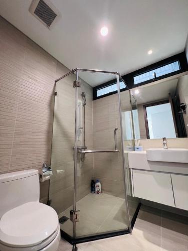 Two-Bedroom Apartment with Balcony image 10