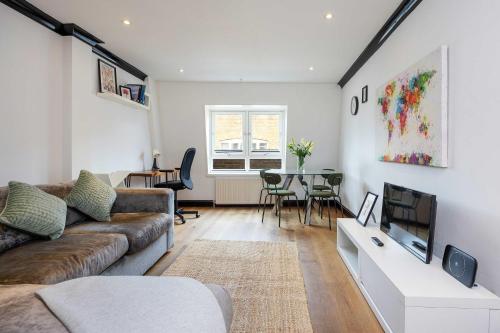 Veeve - Covent Garden’s Secret - image 10