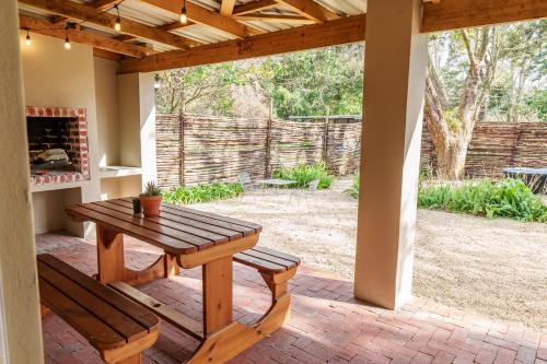 Fasilitas, Hoogwater Garden Cottage in Sungai Breede