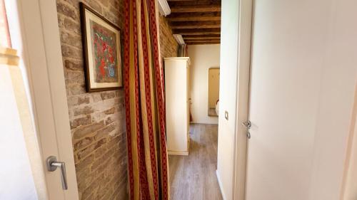 Graceful Venice Barnaba Suite by Ca-Sa Check - image 9