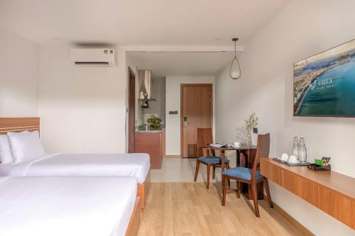 Deluxe Triple Room image 10