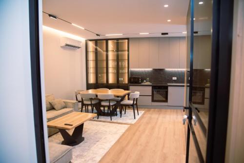 Tani Apartment - image 2