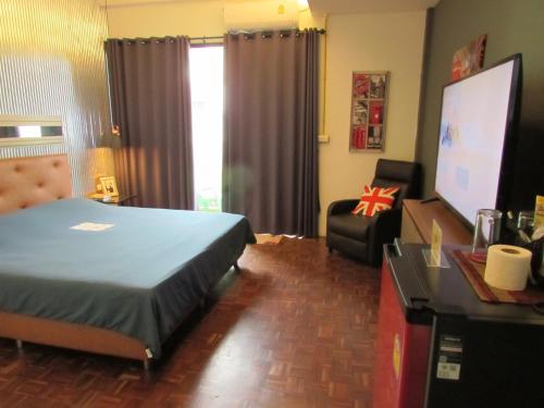 Reconnecting Room Type - Double Room with Balcony