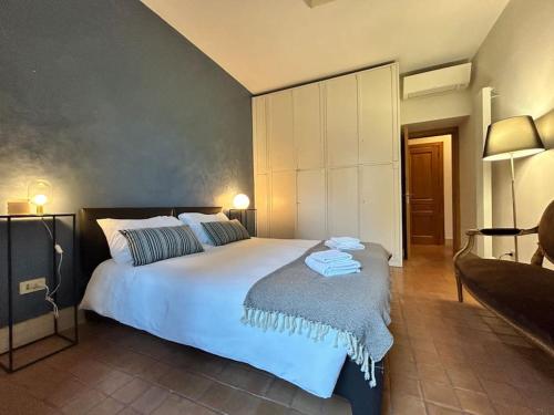 Elegant 3 bedrooms apartment Colosseum - San Giovanni, Rome (photo 6)
