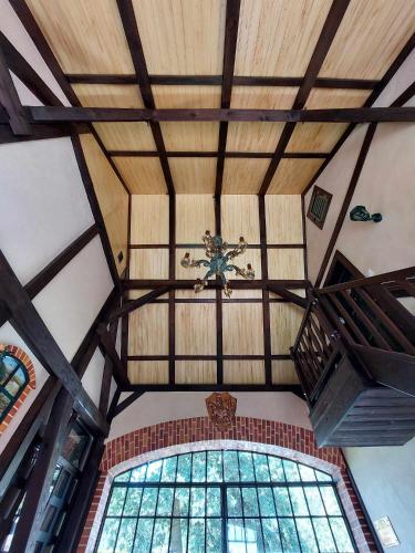 Apartament Jeleń w smokingu (Apartament Jelen w smokingu) in Pakoslaw