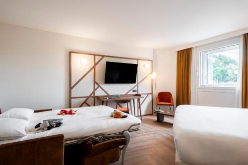 room detail thumbnail 0