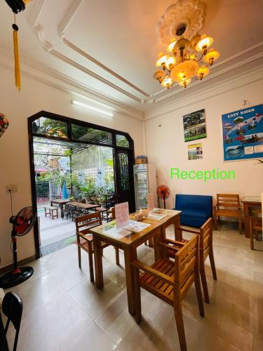 Empfangshalle, Shark Homestay in Hue