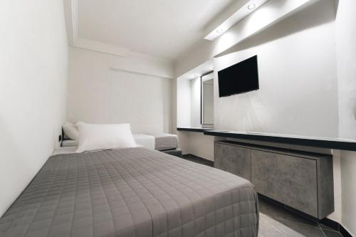 Golden Sun Hotel - image 2