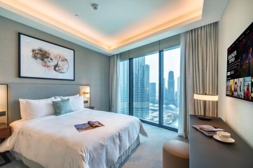 Skyline Symphony 3 Bedroom Apartment I Address Opera Residences I Iconic Burj Khalifa and Fountain Views I by Meerak, Dubai (photo 7)