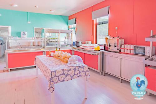 Mobility Friends Hostel in อบาเด เด เนย์วา