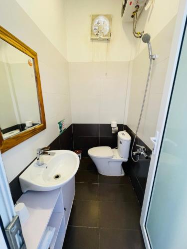 Double Room with Park View image 10
