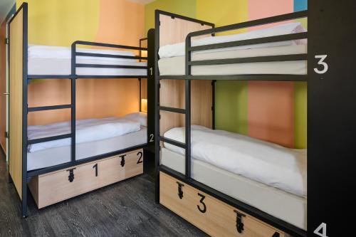 Quadruple Room room in Generator Berlin Alexanderplatz