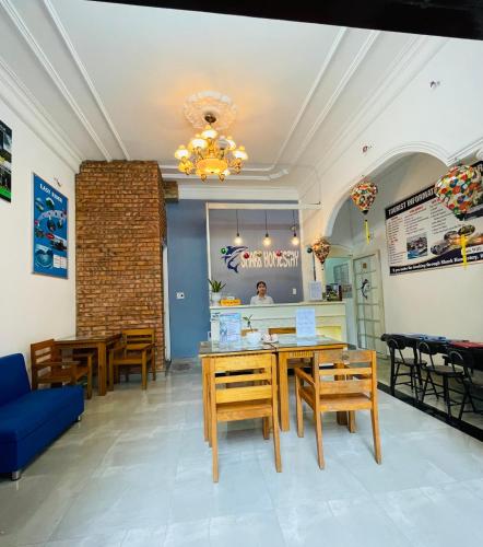 Triple Room with City View image 4