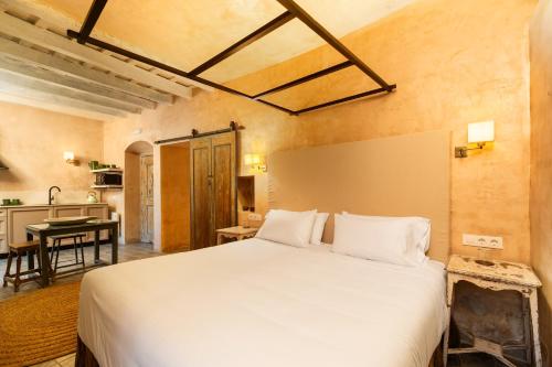 Hotel V...