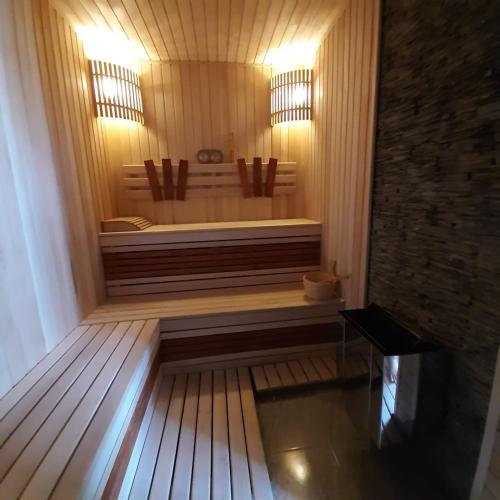 桑拿, Viva hotel Gabala with outdoor pool ,Sauna and Waterfall in 加巴拉
