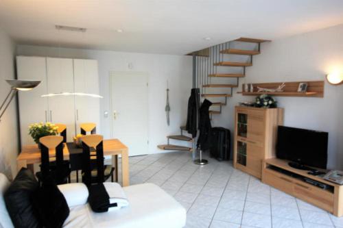 Apartment image 6