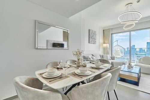 LUXE | 2BR | Burj Khalifa View | Dubai Mall Access - image 8