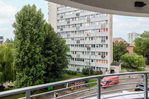 One-Bedroom Apartment with Balcony image 1