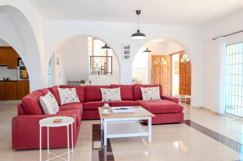 Villa Danae Coral Bay by Villa Plus, Peyia (Foto 6)