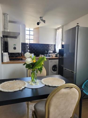 Coquet appartement à 15mn de Paris et 10 mn de Stade de France, wifi, Netflix, (Coquet appartement a 15mn de Paris et 10 mn de Stade de France, wifi, Netflix,) in Сан-Бріс-су-Форе