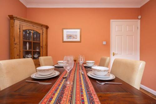 Facilities, Host & Stay - Downs Valley House in Woodingdean
