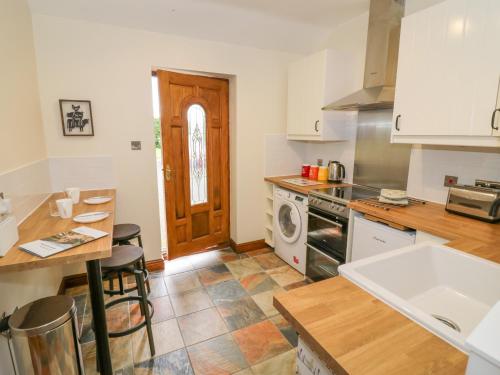 A szálláshely kívülről, Woodstock Lodge in Cannock