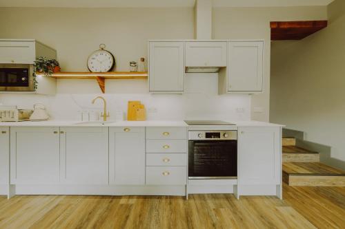 Number 2 Puddies at The Old Dairy Clevedon in คลีวีดัน