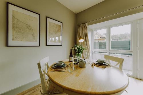 Number 2 Puddies at The Old Dairy Clevedon in คลีวีดัน