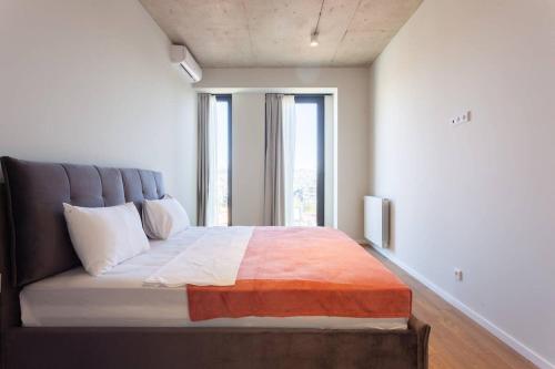 Spacious 3BR Apartment With 2 Balconies in Old Tbilisi