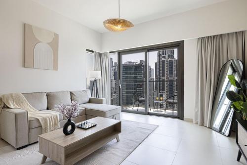 LUXE | 2BR | Sea & City View | 5 Min to Dubai Mall, Dubai (photo 9)