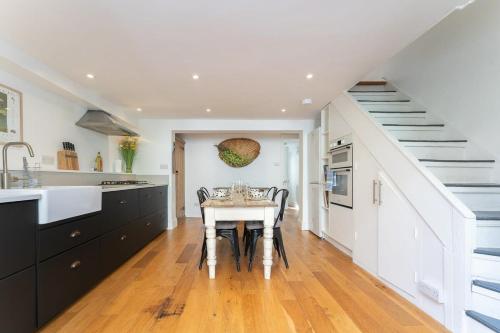 Host & Stay - Sunny Terrace on Robert Street, Брайтон-энд-Хов (фото 10)