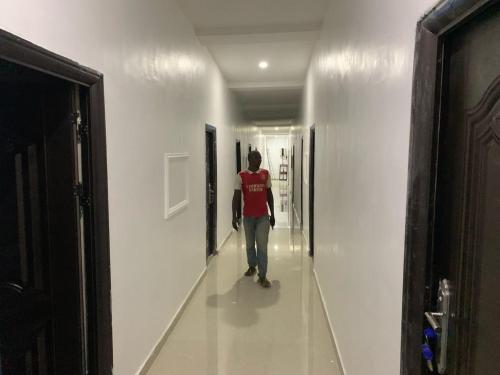 M&A Royal Guest House & Bar in בנין סיטי