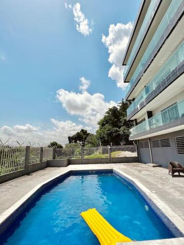 Apartment Pool- Balcony- Parking- Self CheckIn- WIFI -A3