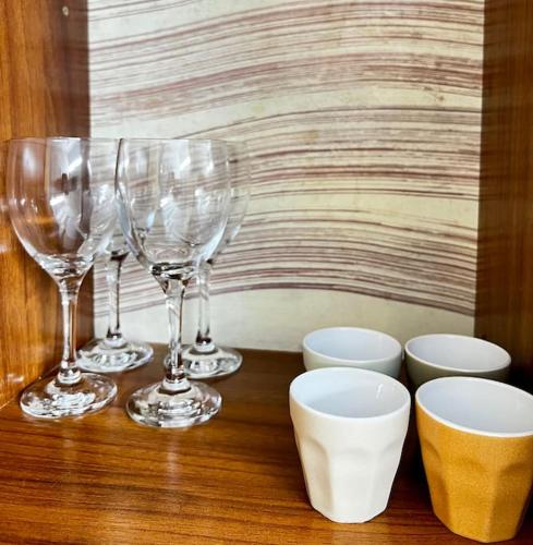 Apartment Pool- Balcony- Parking- Self CheckIn- WIFI -A3