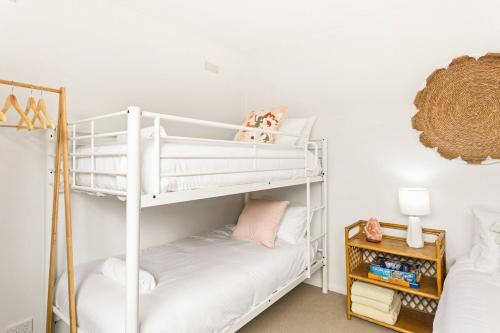 Apartment image 6