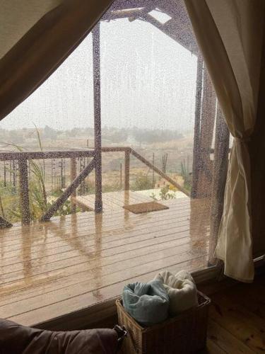 למדבר- חווית גלמפינג במדבר in Hatsavim