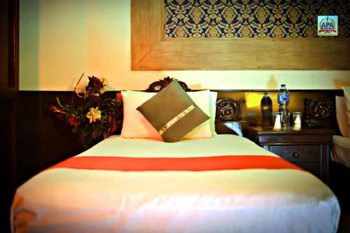 Quick continental Hotel - Jail Road - main image