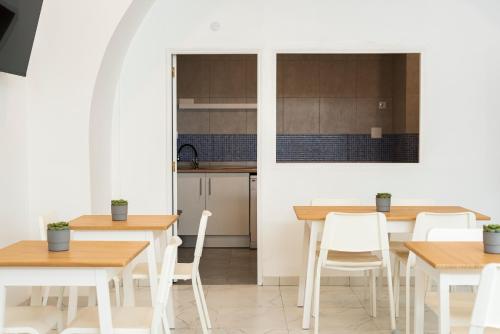 Madalena Hostel e Suites 4