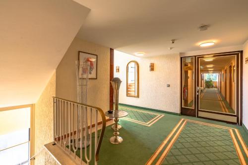 Parkhotel Crombach - image 13