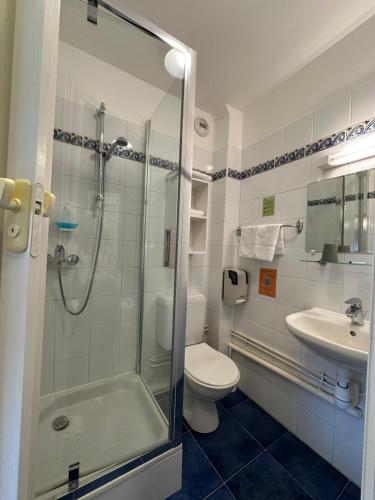Standard Double Room 4th Floor image 4