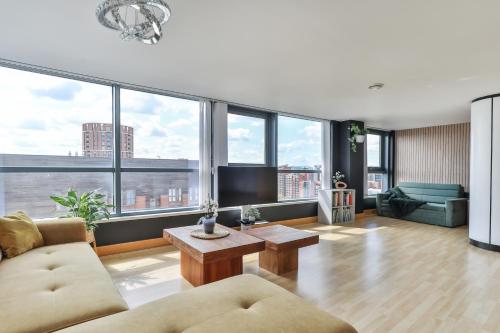 The Horizon Penthouse