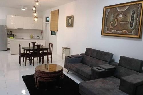 Sky Loft 4 Guests Balcony Nflix Disney B30A Sky Loft 4 Guests Balcony Nflix Disney B30A