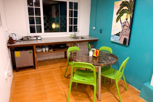 Étterem, Casa Congo & Casa Rayo Verde - Restaurante - Galeria de arte in Portobelo