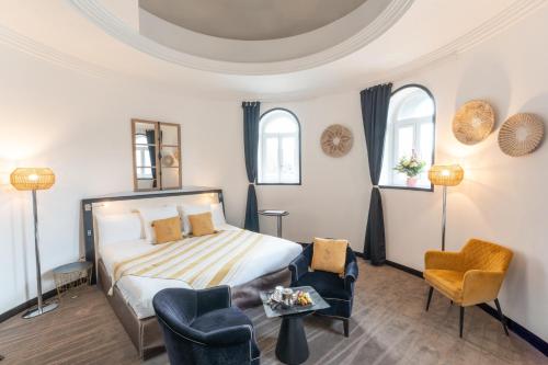 room detail thumbnail 0