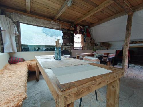 Etno Koliba - Bed & Breakfast in Lukomir