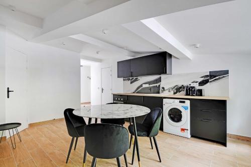 Charming 2BD/6P apartment - Montmartre - image 7