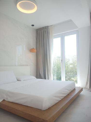 Smart Luxury Suites & Apartments 2