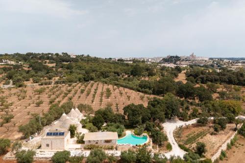 Trulli Petrantiqua con piscina